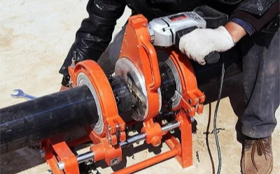 Cad iad na modhanna tógála coitianta le haghaidh píopaí soláthair uisce HDPE?